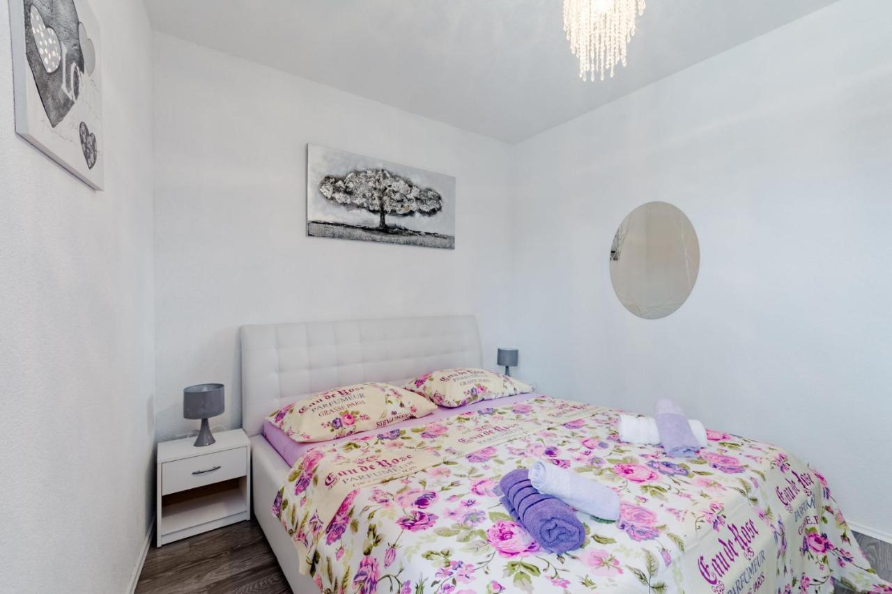 Apartment Anamaris Solin Ngoại thất bức ảnh