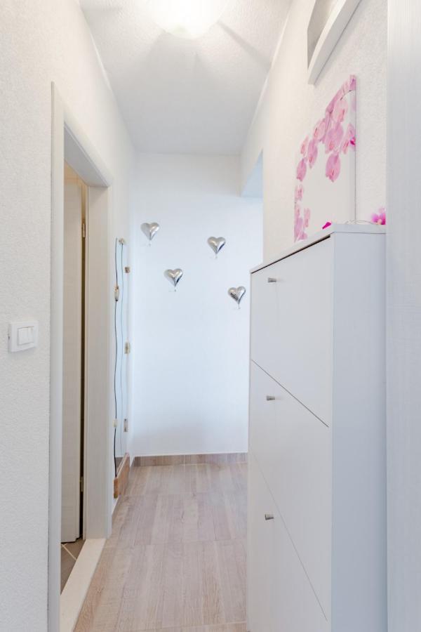 Apartment Anamaris Solin Ngoại thất bức ảnh